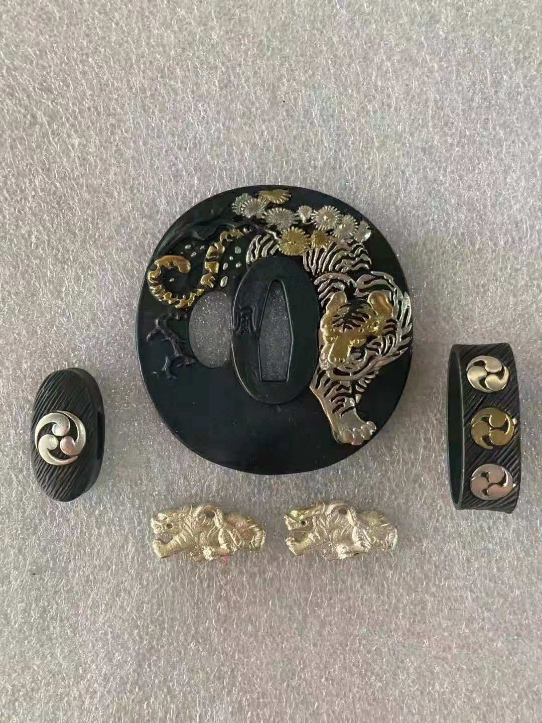 Tsuba