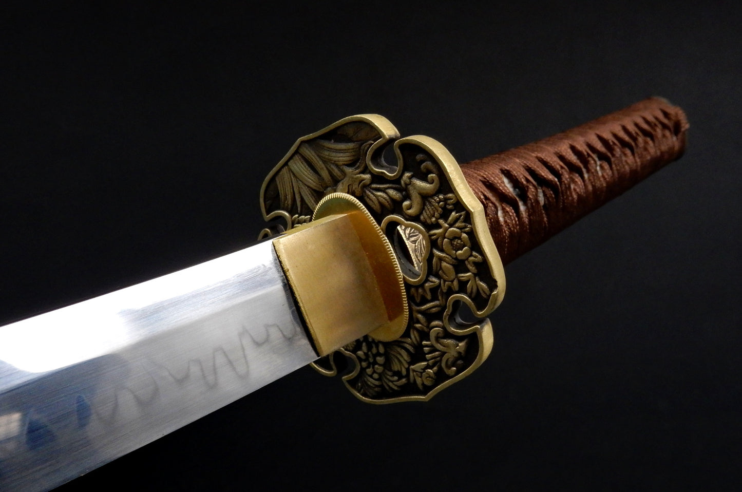 Chrysanthemum Katana